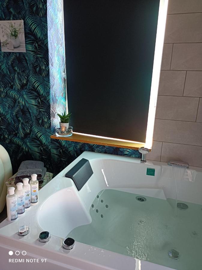 Bed and Breakfast Monts Et Reves Ramonchamp Esterno foto