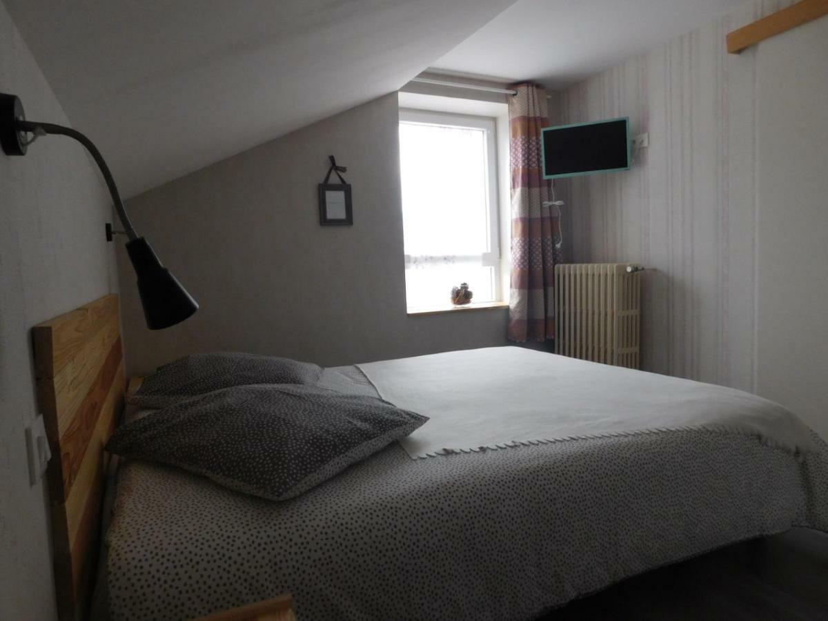 Bed and Breakfast Monts Et Reves Ramonchamp Esterno foto